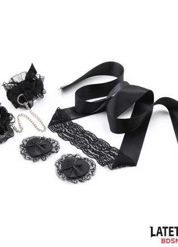 3 Piece Bondage Set Nipple Cover, Eya Mask and HandCuffs