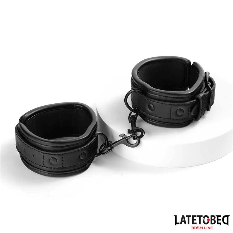 LATETOBED BDSM LINE gevoerde handboeien kopen online